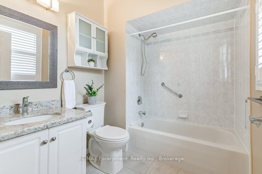 Photo 12 of Unit 34, 20 Kitty Murray Lane, Hamilton, Meadowlands — HOMEH