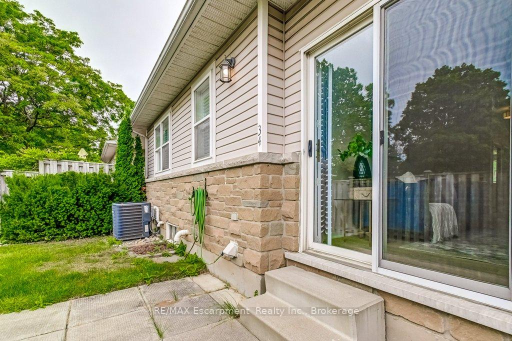 Photo 17 of Unit 34, 20 Kitty Murray Lane, Hamilton, Meadowlands — HOMEH