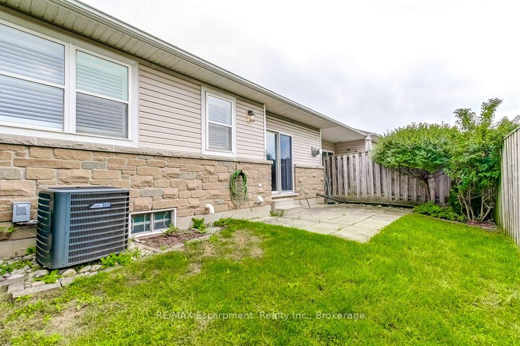 Photo 19 of Unit 34, 20 Kitty Murray Lane, Hamilton, Meadowlands — HOMEH