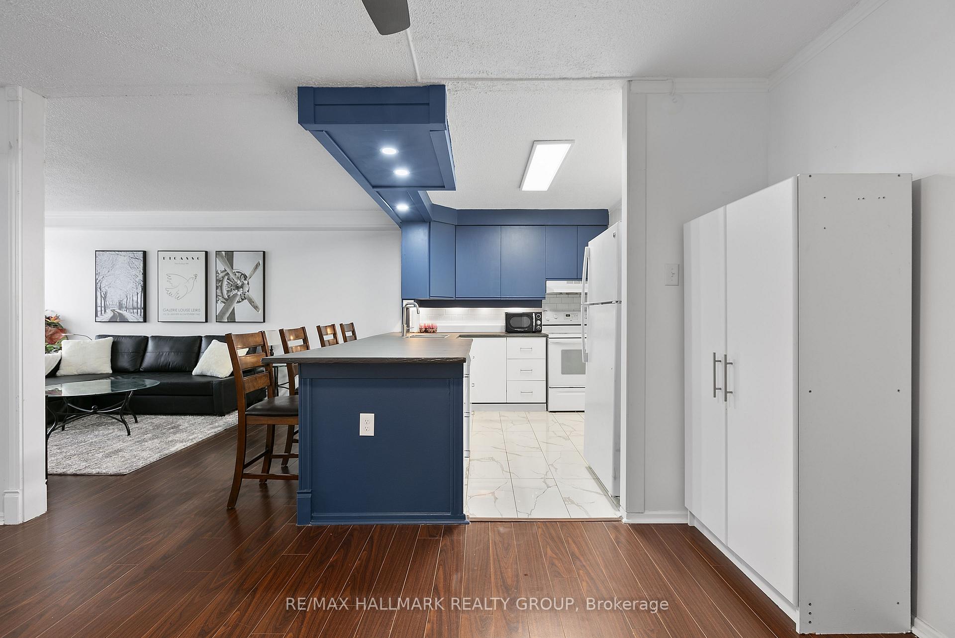 Photo 8 of Unit 308, 900 Dynes Road, Ottawa, Carleton Square — HOMEH