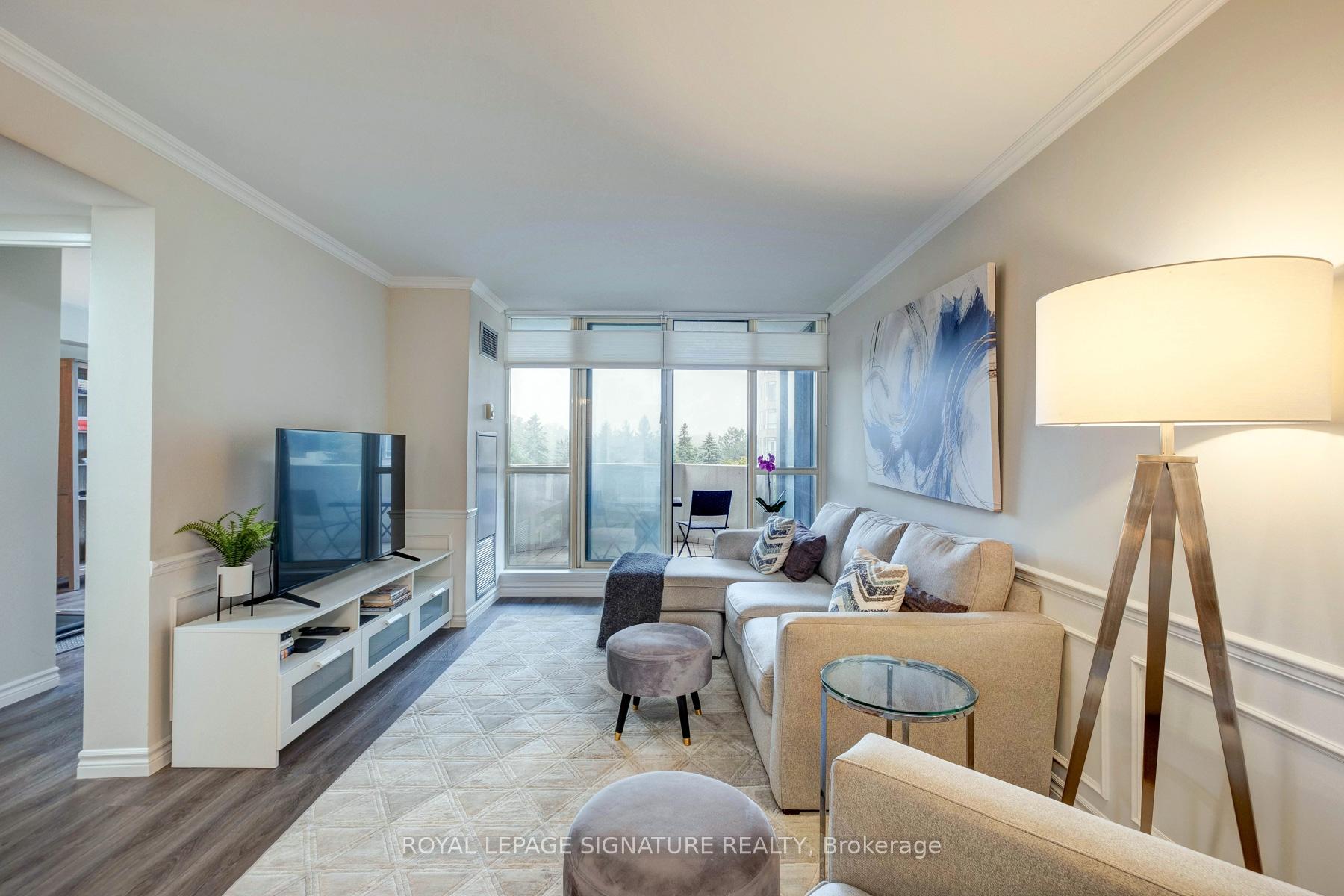 Photo 4 of Unit 422, 25 Austin Drive, Markham, Markville — HOMEH