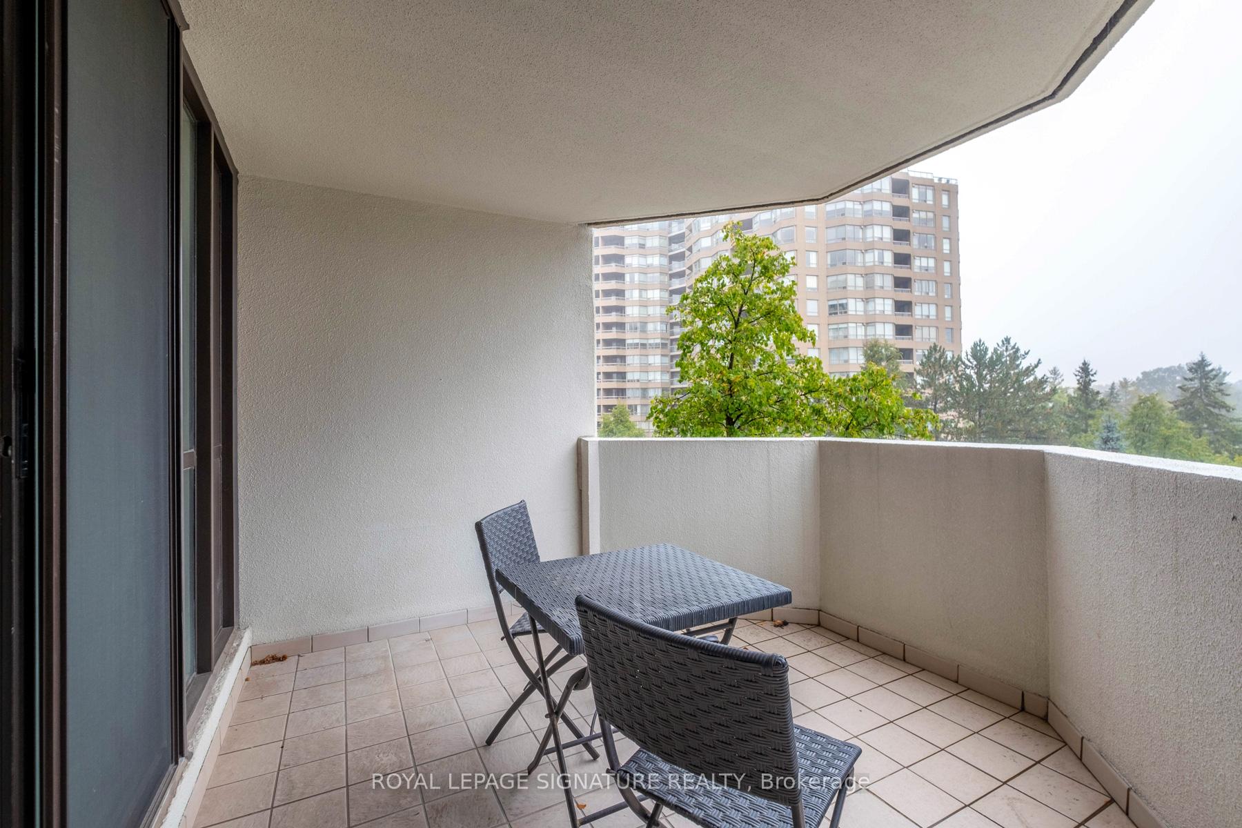 Photo 19 of Unit 422, 25 Austin Drive, Markham, Markville — HOMEH