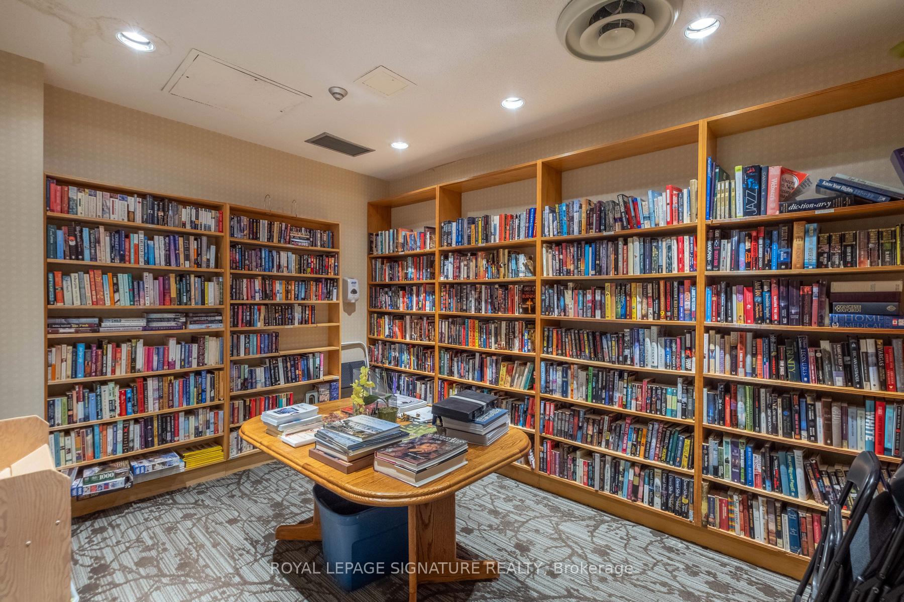 Photo 26 of Unit 422, 25 Austin Drive, Markham, Markville — HOMEH