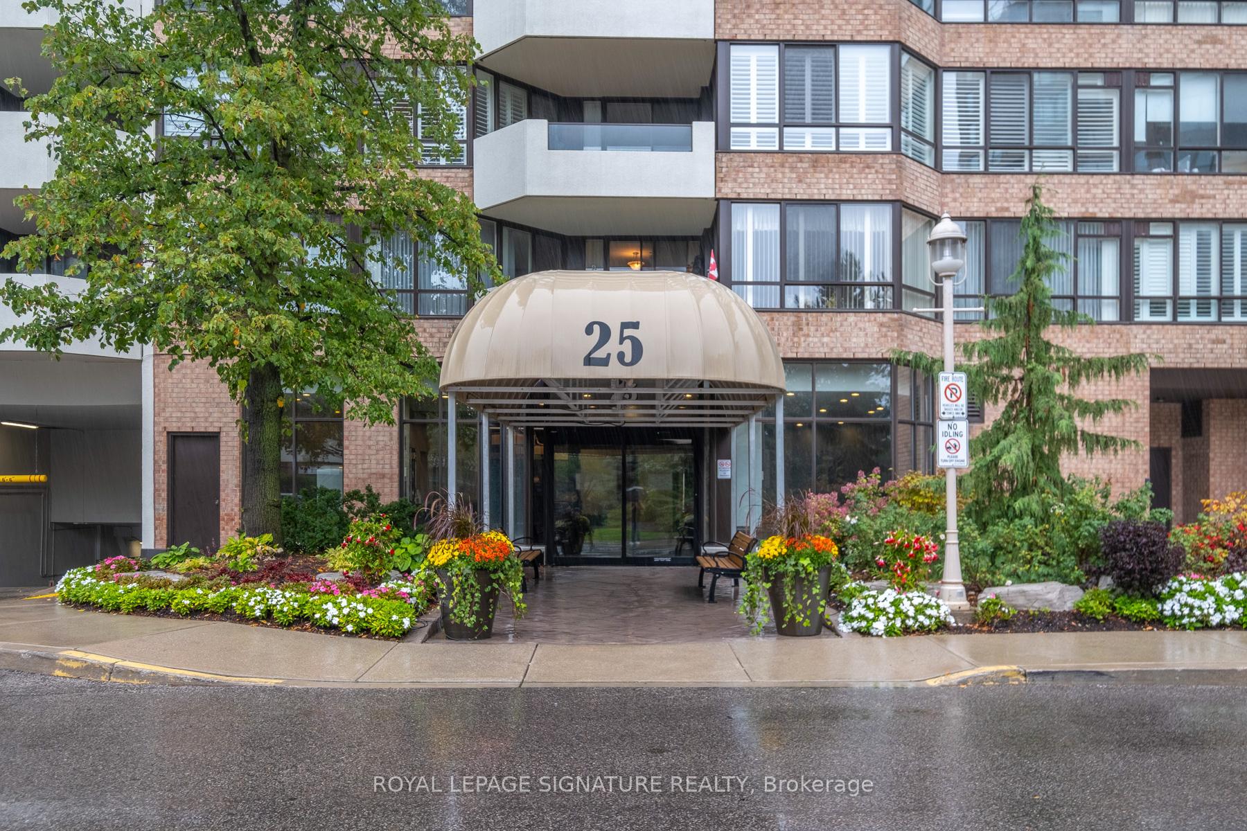 Photo 35 of Unit 422, 25 Austin Drive, Markham, Markville — HOMEH