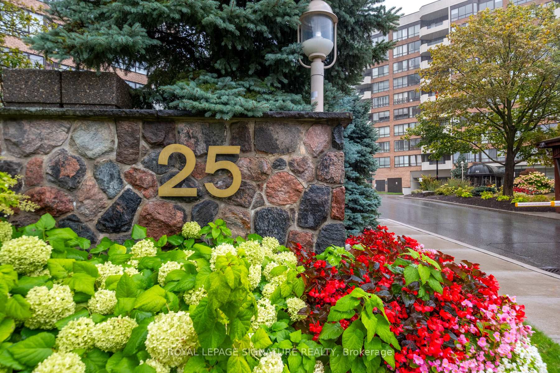 Photo 36 of Unit 422, 25 Austin Drive, Markham, Markville — HOMEH