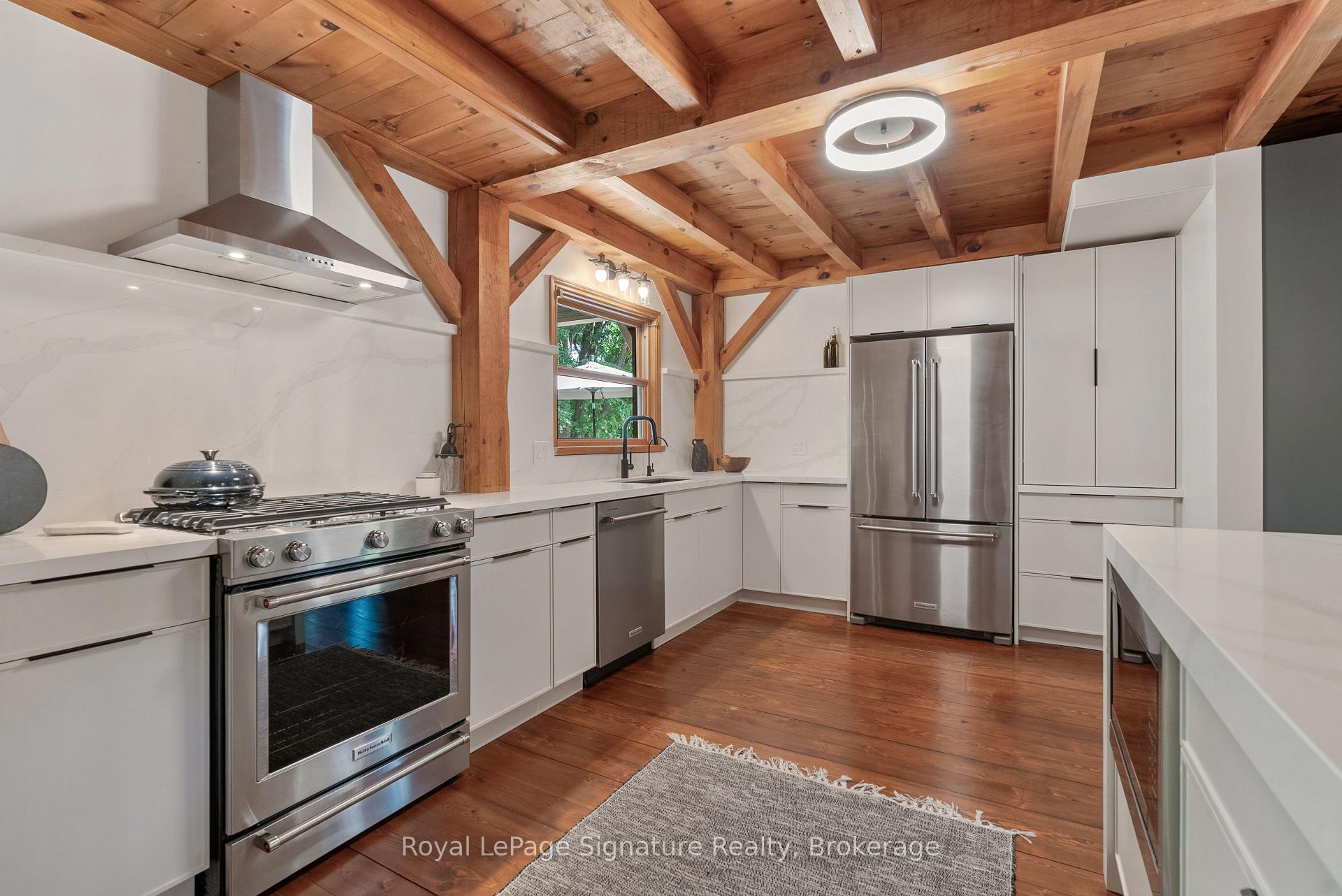 Photo 5 of 8302 Poplar Side Road, Clearview, Rural Clearview — HOMEH