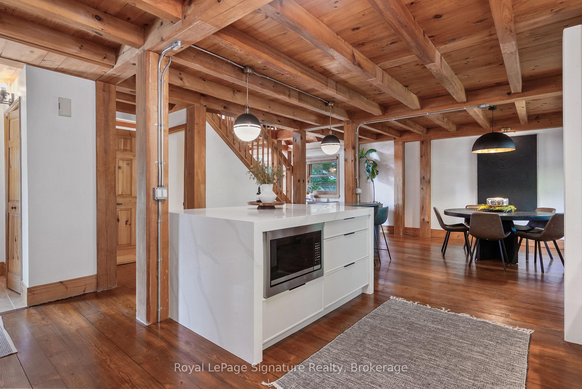 Photo 8 of 8302 Poplar Side Road, Clearview, Rural Clearview — HOMEH