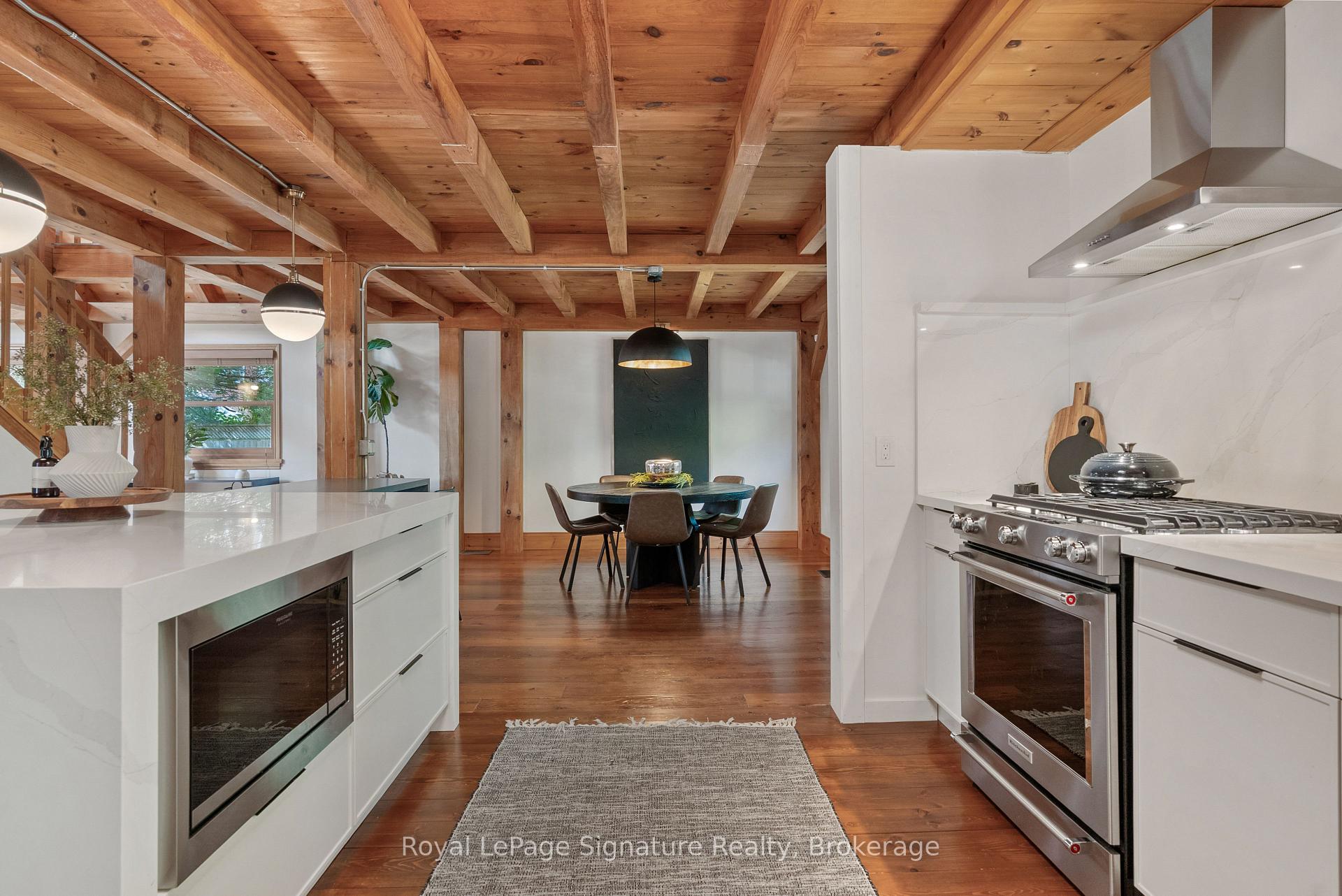 Photo 9 of 8302 Poplar Side Road, Clearview, Rural Clearview — HOMEH