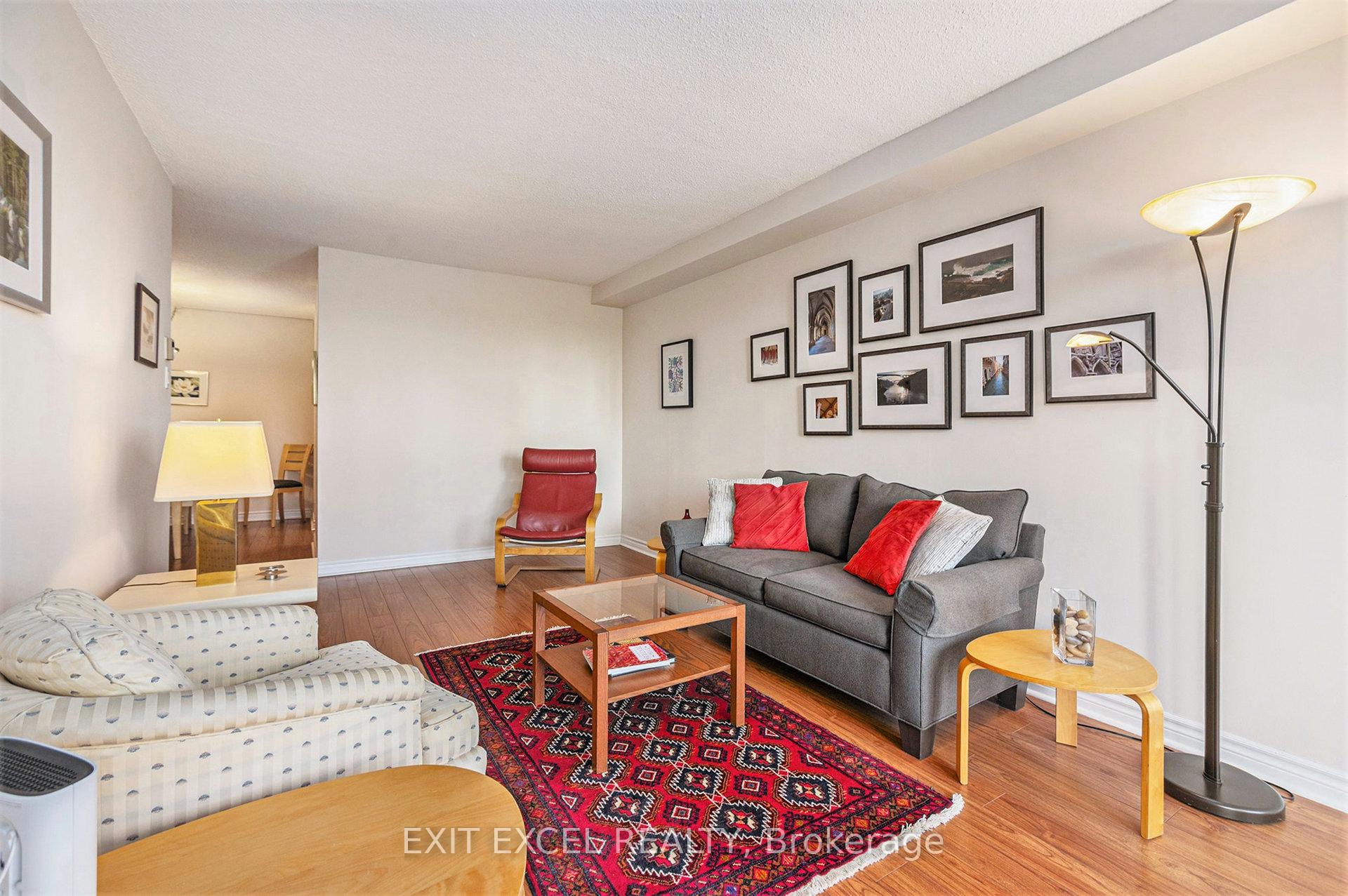Photo 4 of Unit 804, 900 Dynes Road, Ottawa, Carleton Square — HOMEH