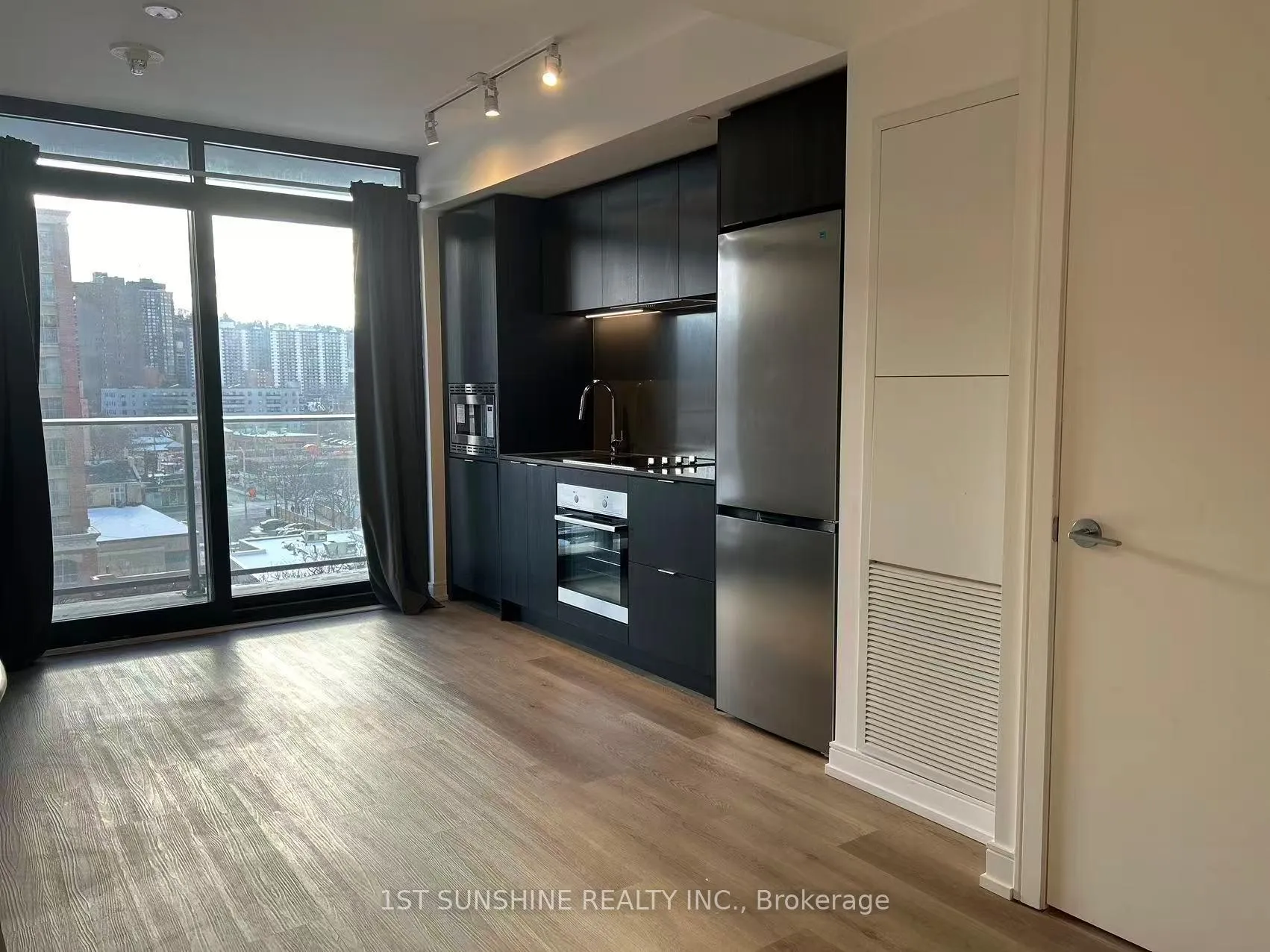 Photo 2 of Unit 807, 1 Jarvis Street, Hamilton, Beasley — HOMEH