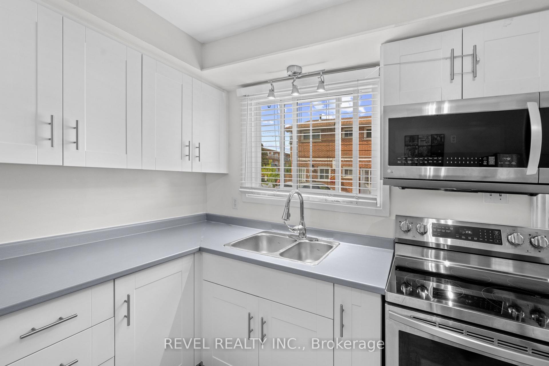 Photo 25 of Unit 17, 1289 Fennell Avenue E, Hamilton, Sherwood — HOMEH