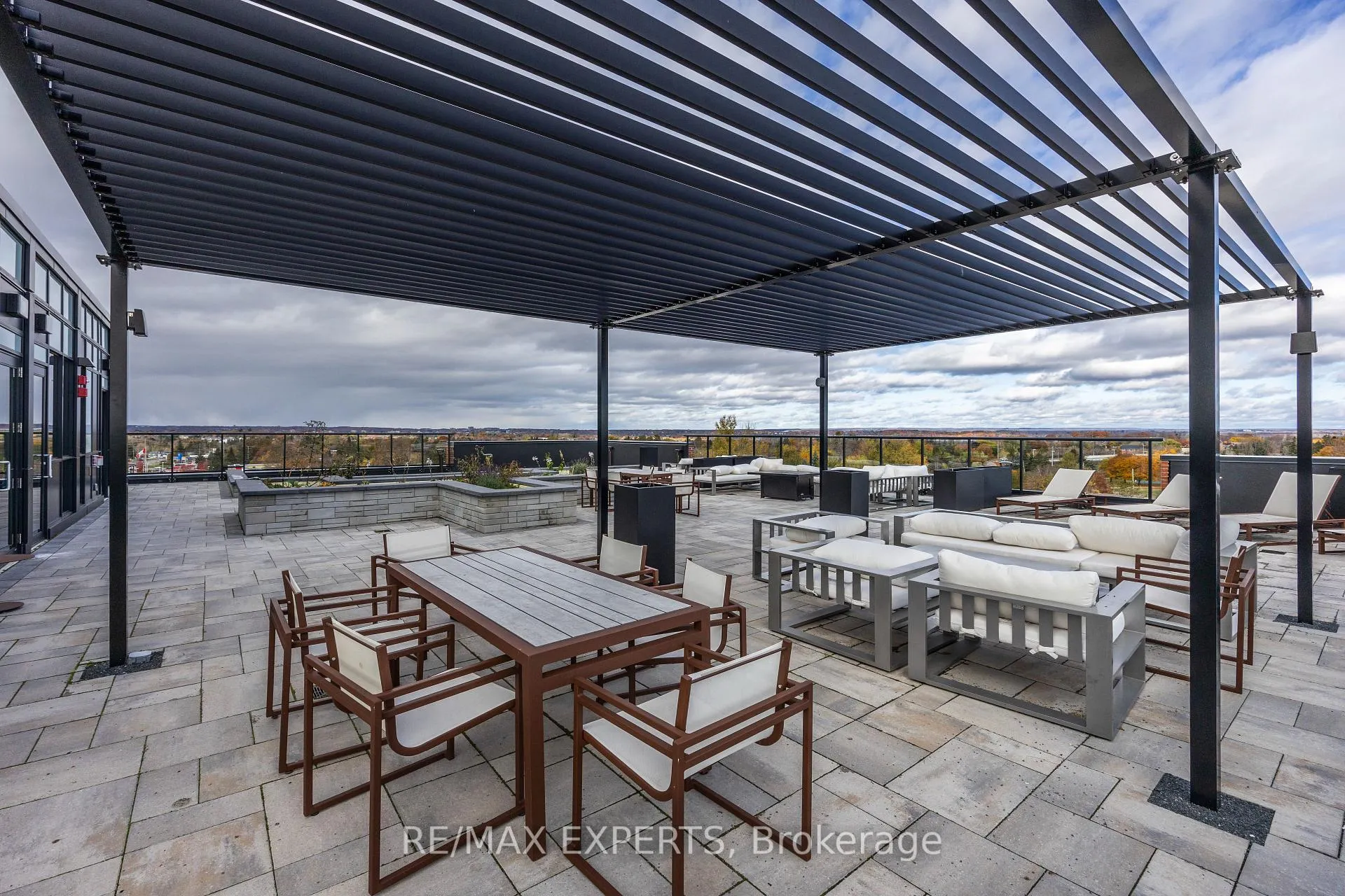 Photo 14 of Unit 707, 681 Yonge Street, Barrie, Painswick South — HOMEH