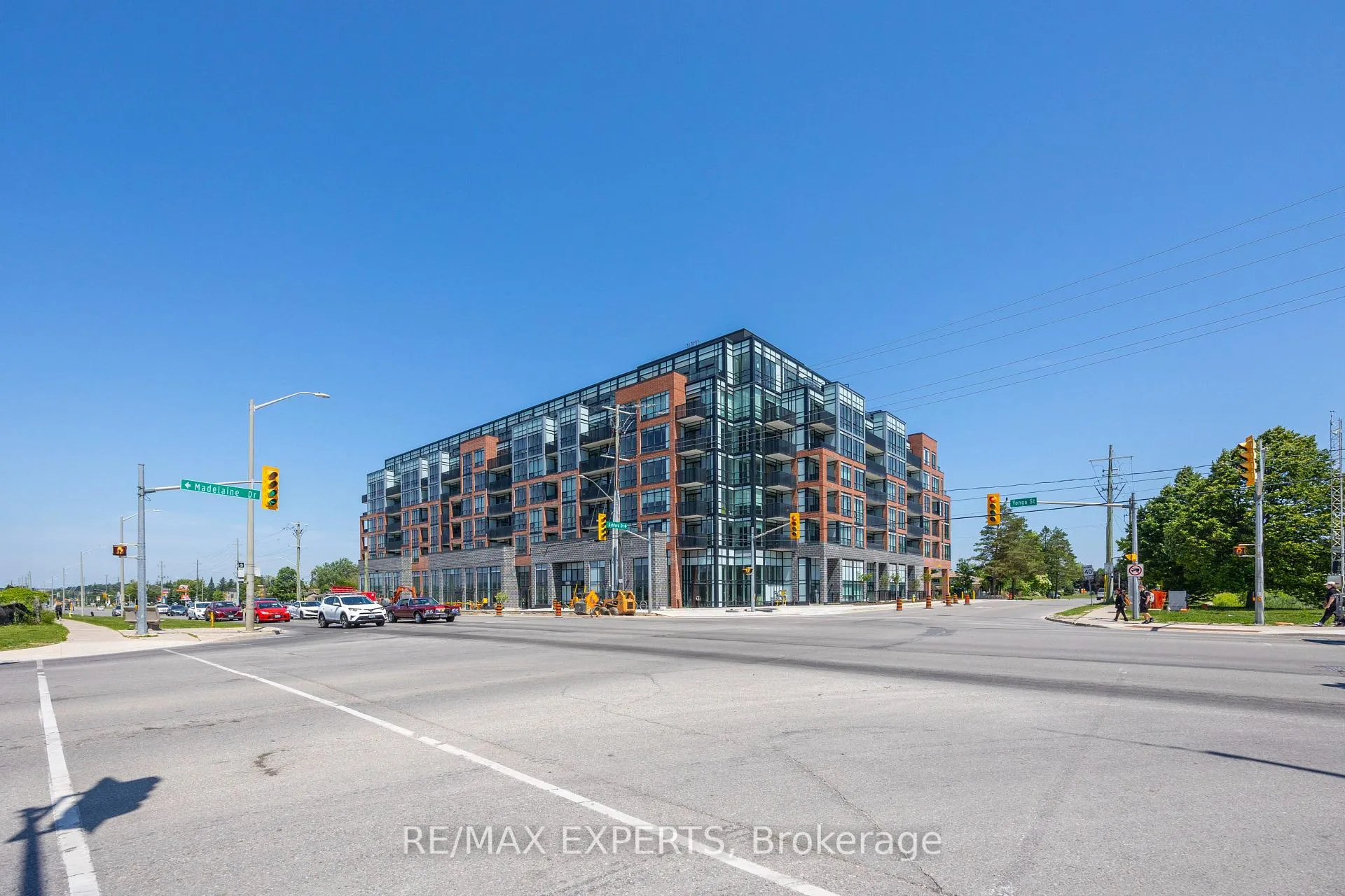 Photo 18 of Unit 707, 681 Yonge Street, Barrie, Painswick South — HOMEH