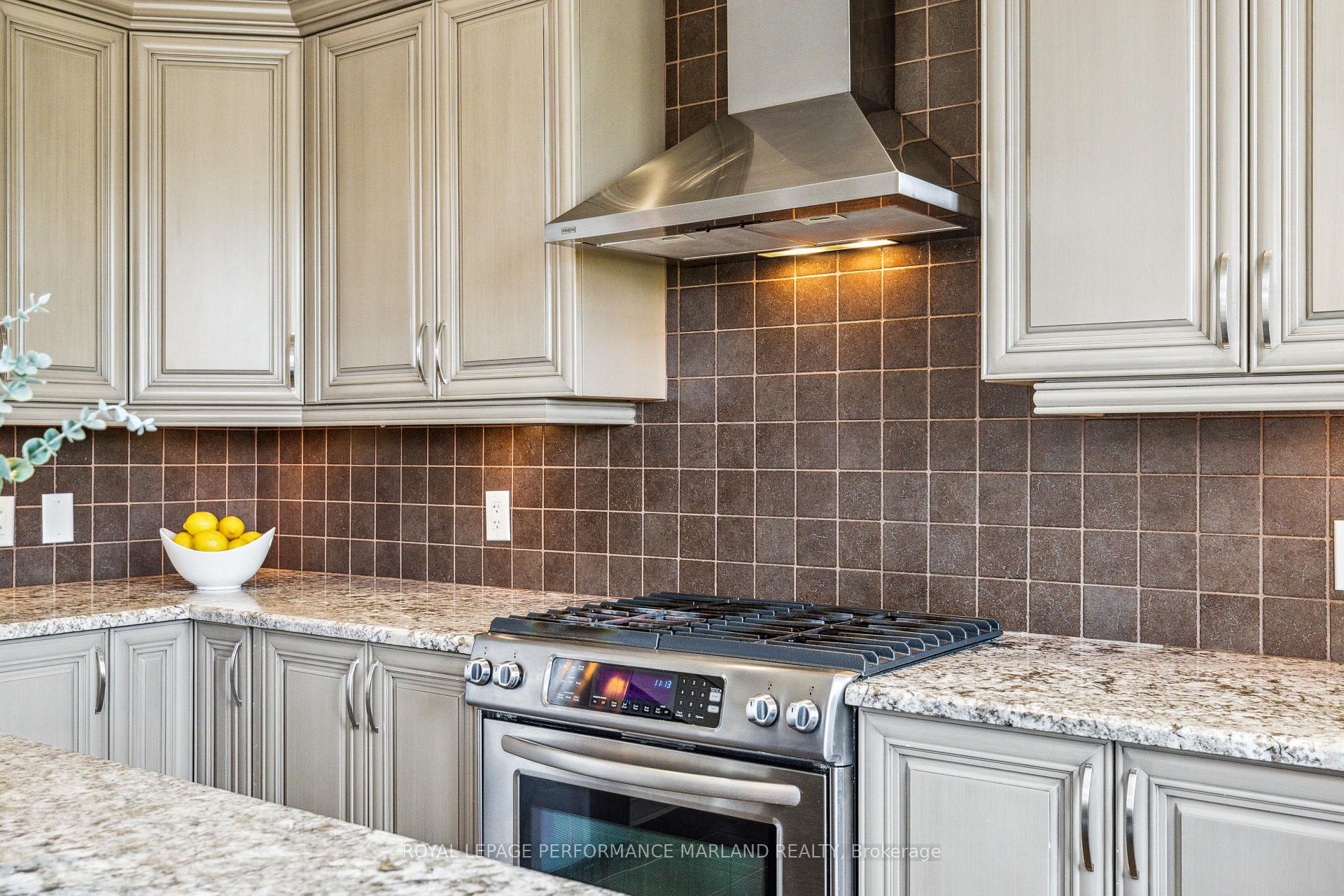 Photo 13 of 120 August Lily Crescent, Ottawa, Riverside South/Gloucester Glen — HOMEH