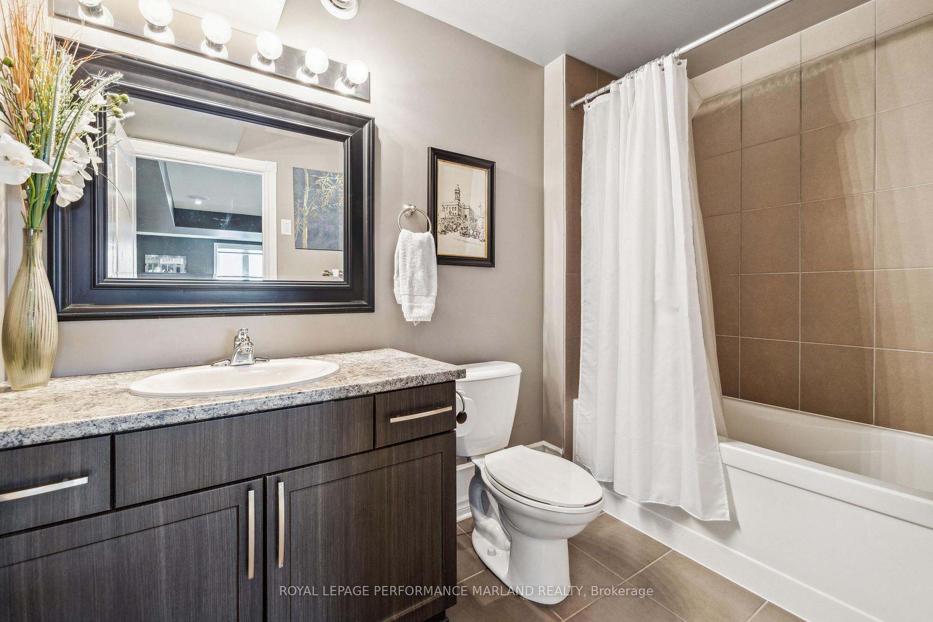 Photo 33 of 120 August Lily Crescent, Ottawa, Riverside South/Gloucester Glen — HOMEH