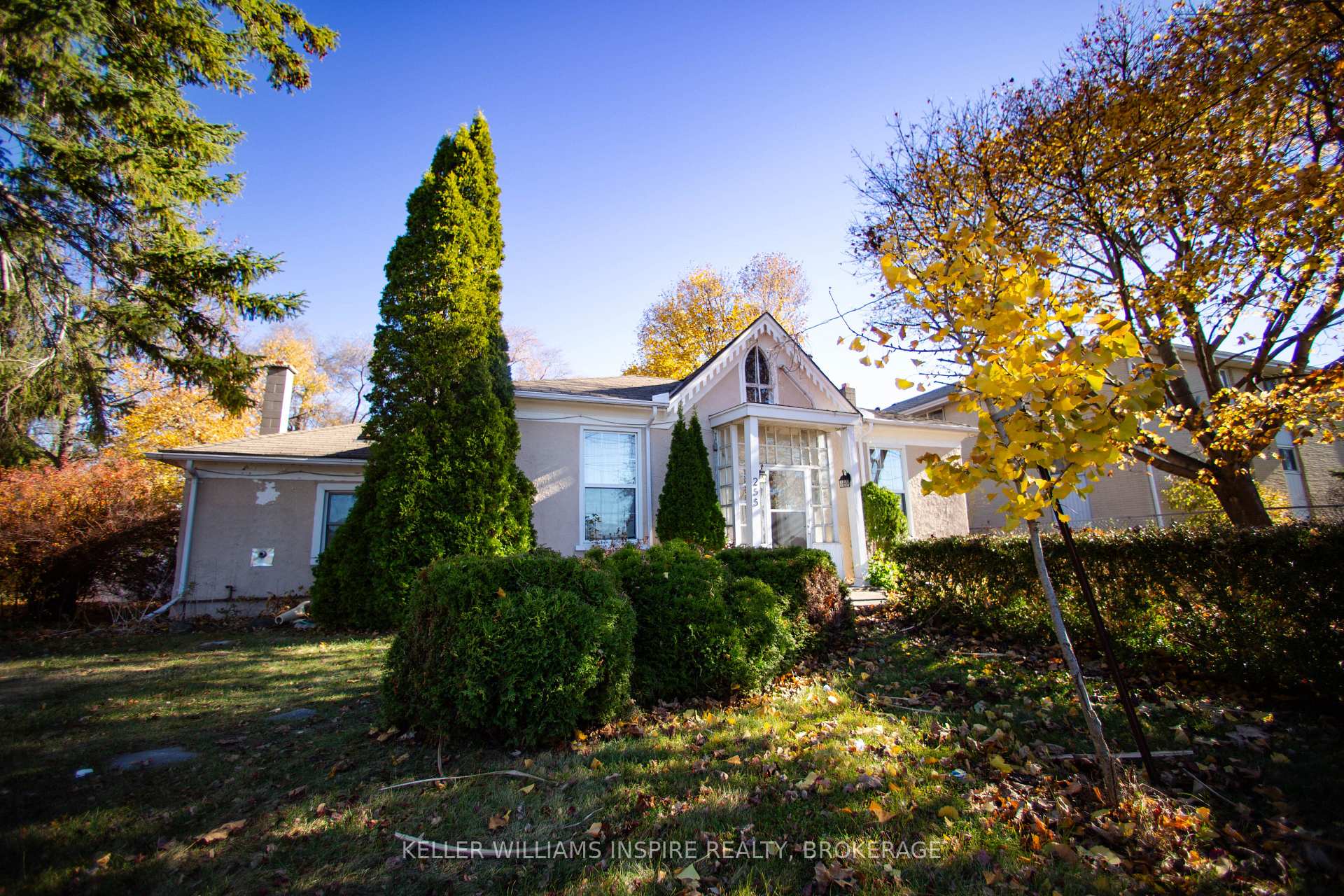 Photo 2 of 255 Sidney Street, Belleville, Belleville Ward — HOMEH