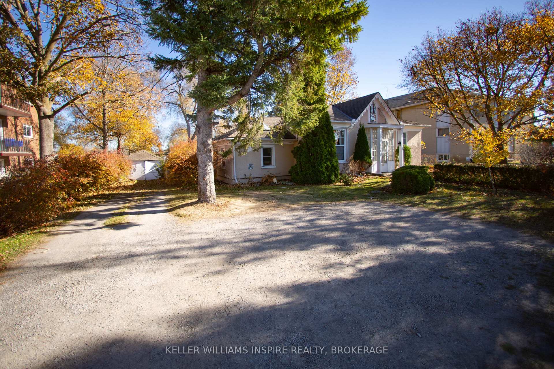 Photo 3 of 255 Sidney Street, Belleville, Belleville Ward — HOMEH
