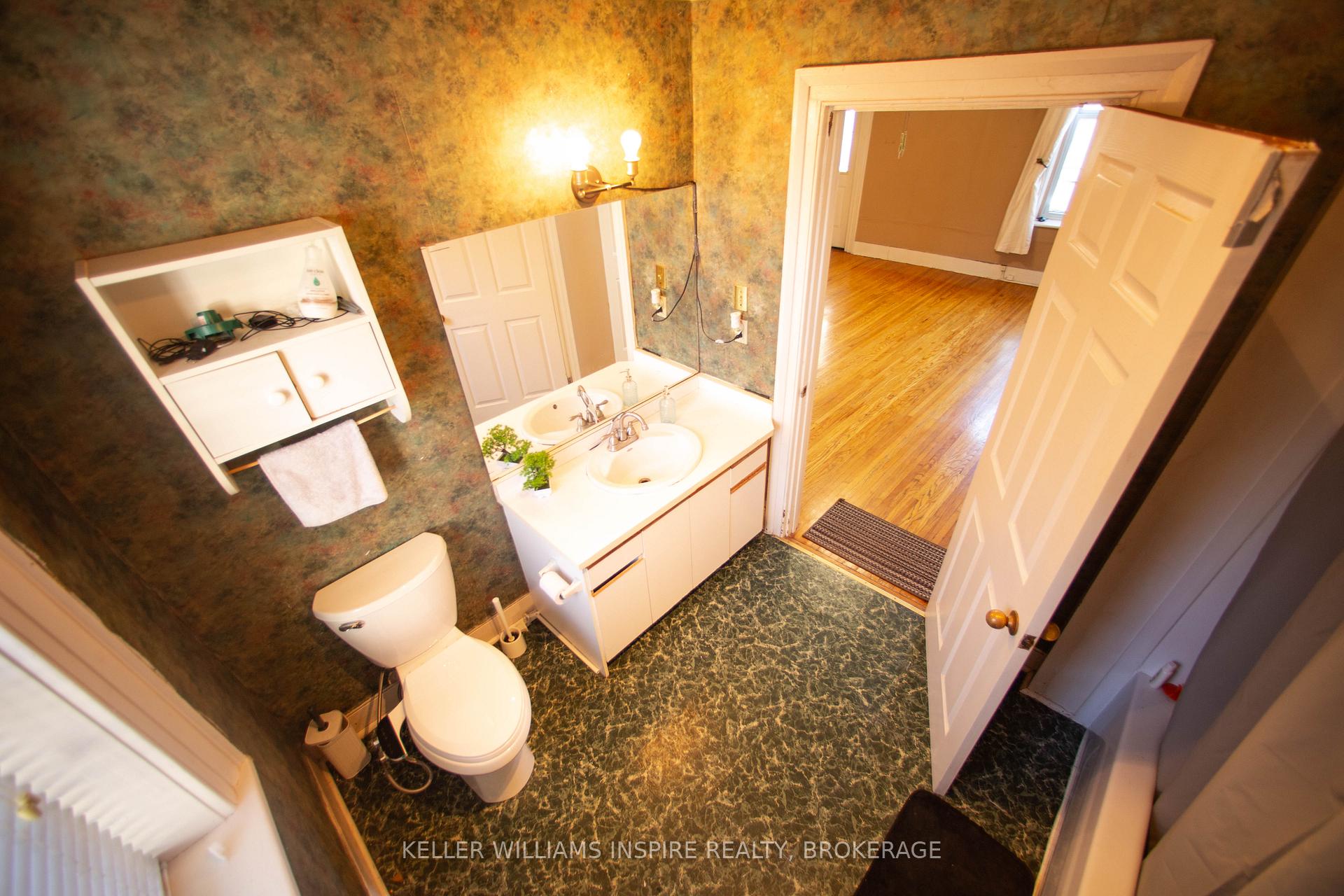 Photo 8 of 255 Sidney Street, Belleville, Belleville Ward — HOMEH
