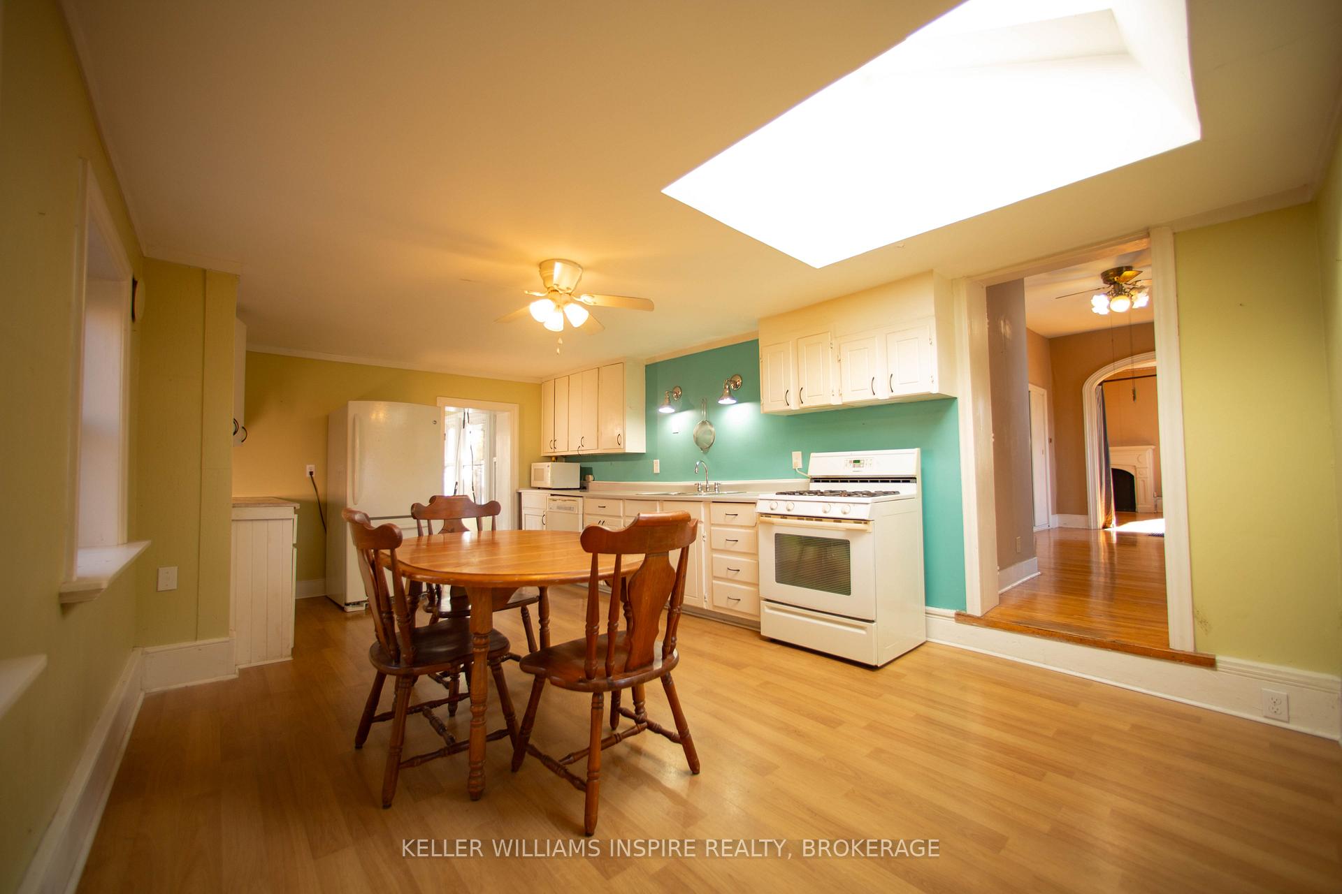 Photo 10 of 255 Sidney Street, Belleville, Belleville Ward — HOMEH