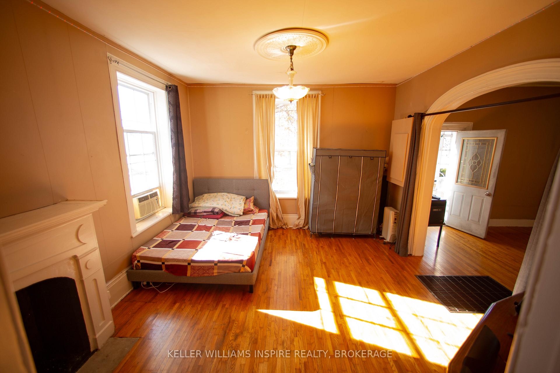 Photo 14 of 255 Sidney Street, Belleville, Belleville Ward — HOMEH