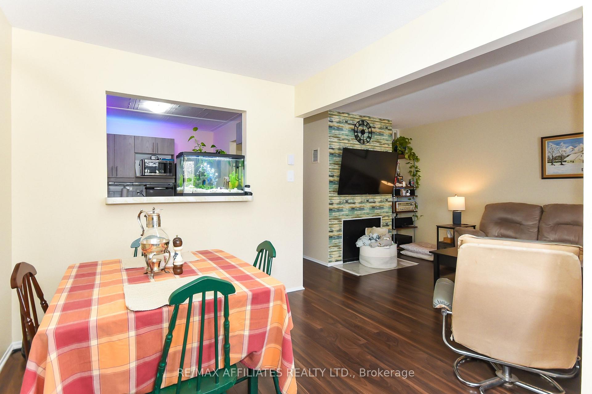 Photo 5 of Unit 230, 3445 Uplands Drive, Ottawa, Hunt Club — HOMEH