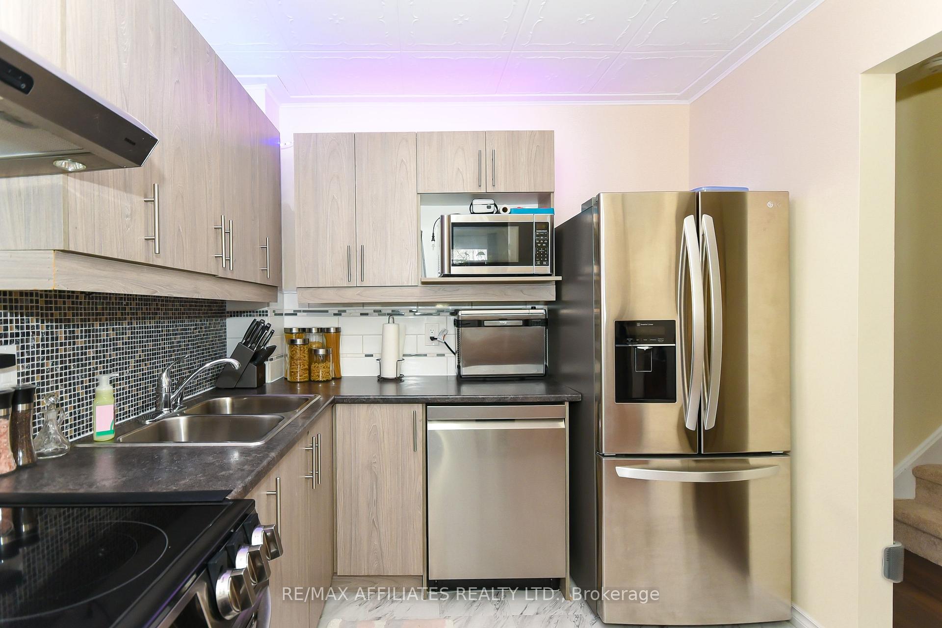 Photo 13 of Unit 230, 3445 Uplands Drive, Ottawa, Hunt Club — HOMEH