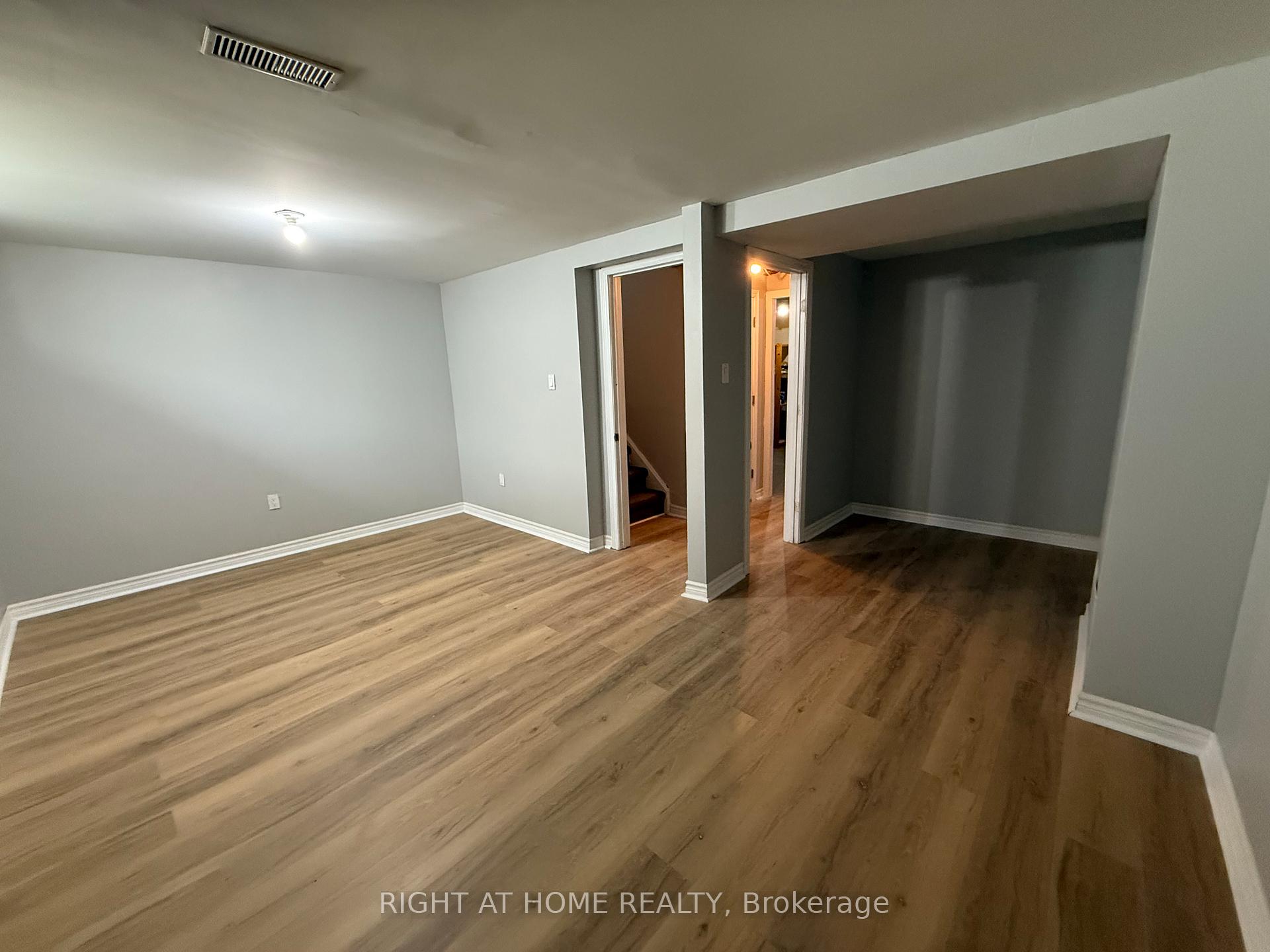 Photo 21 of 1950 Belmore Lane, Ottawa, Blackburn Hamlet (South) — HOMEH