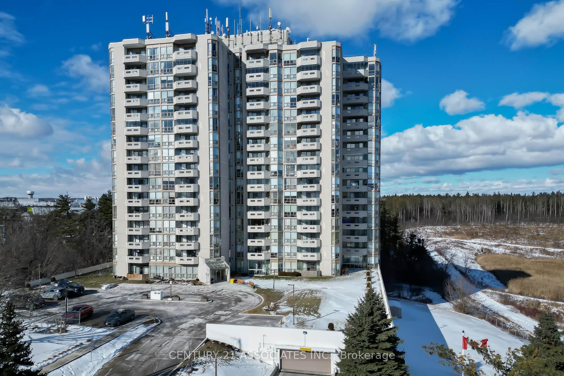 Photo 2 of Unit 805, 20 McFarlane Drive, Halton Hills, Georgetown — HOMEH
