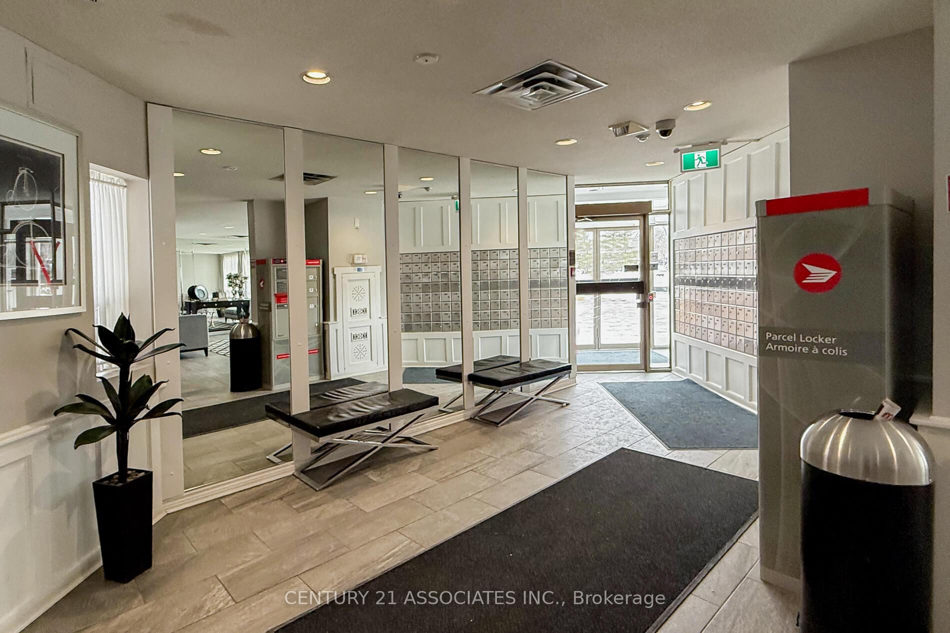Photo 4 of Unit 805, 20 McFarlane Drive, Halton Hills, Georgetown — HOMEH