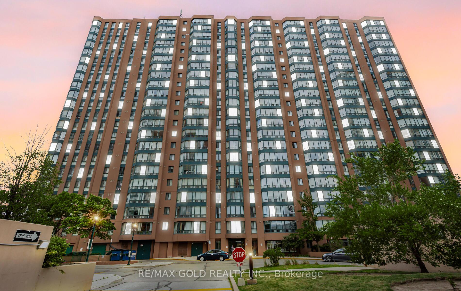 Front of Unit 1213, 155 Hillcrest Avenue