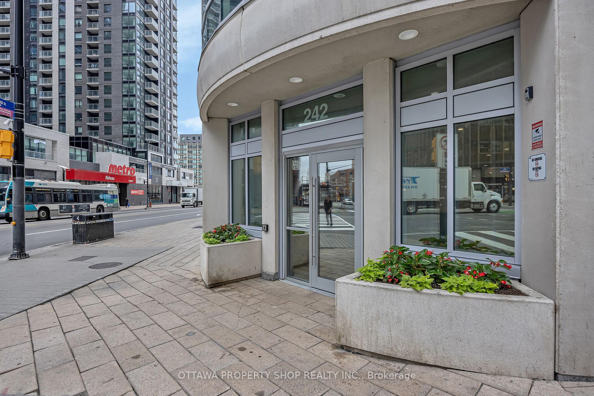 Photo 2 of Unit 1209, 242 Rideau Street, Ottawa, Sandy Hill — HOMEH