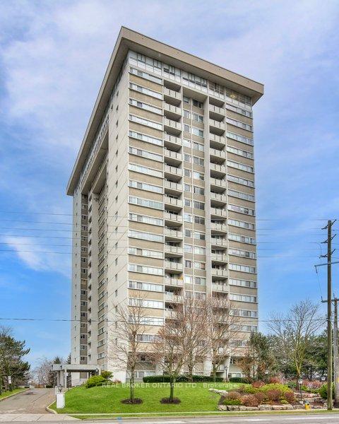 Photo 6 of Unit 1002, 375 King Street N, Waterloo, Lakeshore Village — HOMEH