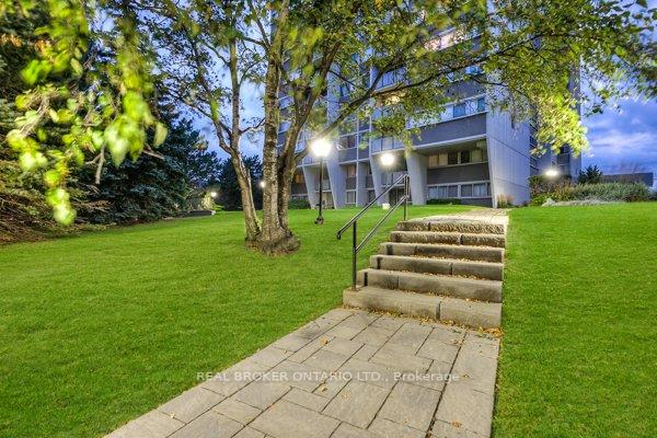 Photo 10 of Unit 1002, 375 King Street N, Waterloo, Lakeshore Village — HOMEH