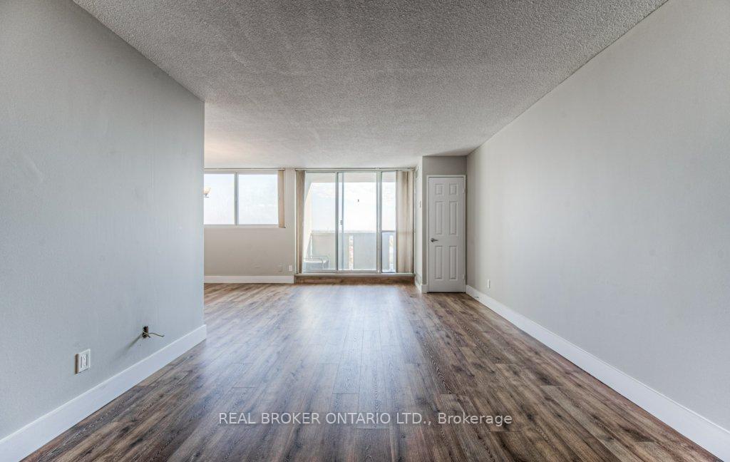Photo 14 of Unit 1002, 375 King Street N, Waterloo, Lakeshore Village — HOMEH