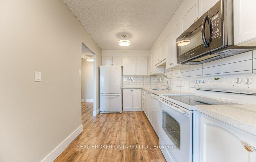 Photo 21 of Unit 1002, 375 King Street N, Waterloo, Lakeshore Village — HOMEH