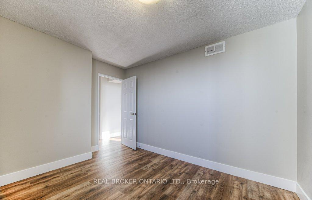 Photo 25 of Unit 1002, 375 King Street N, Waterloo, Lakeshore Village — HOMEH