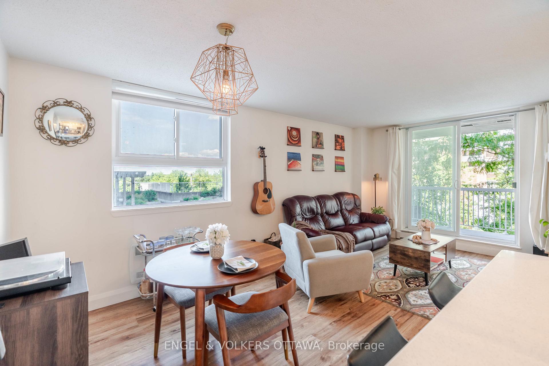 Photo 13 of Unit 401, 110 Forward Avenue, Ottawa, Mechanicsville — HOMEH