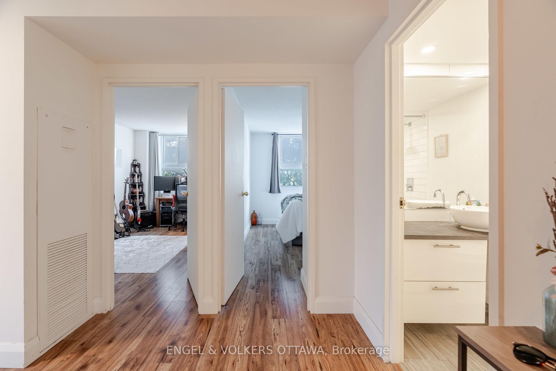 Photo 22 of Unit 401, 110 Forward Avenue, Ottawa, Mechanicsville — HOMEH