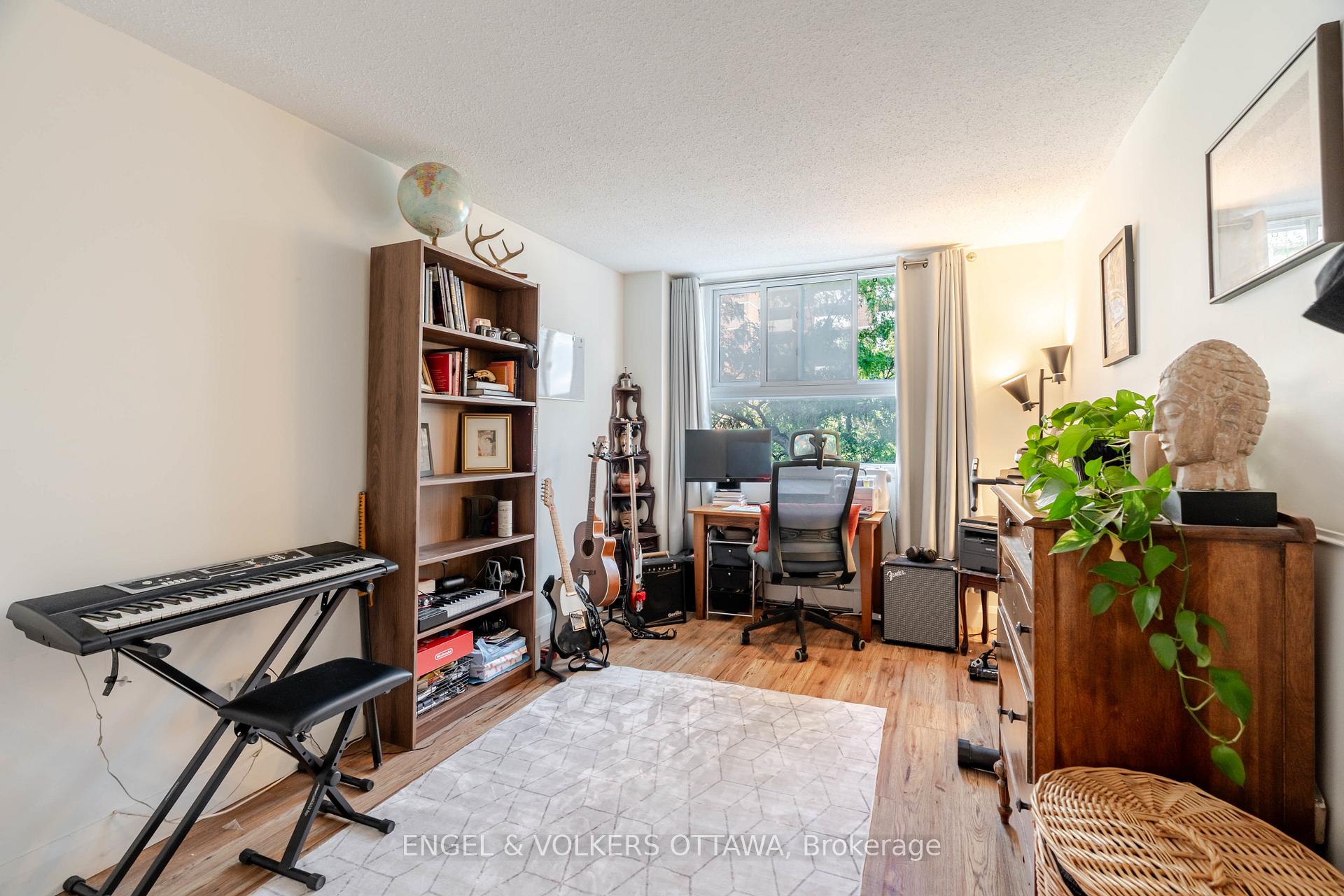 Photo 28 of Unit 401, 110 Forward Avenue, Ottawa, Mechanicsville — HOMEH
