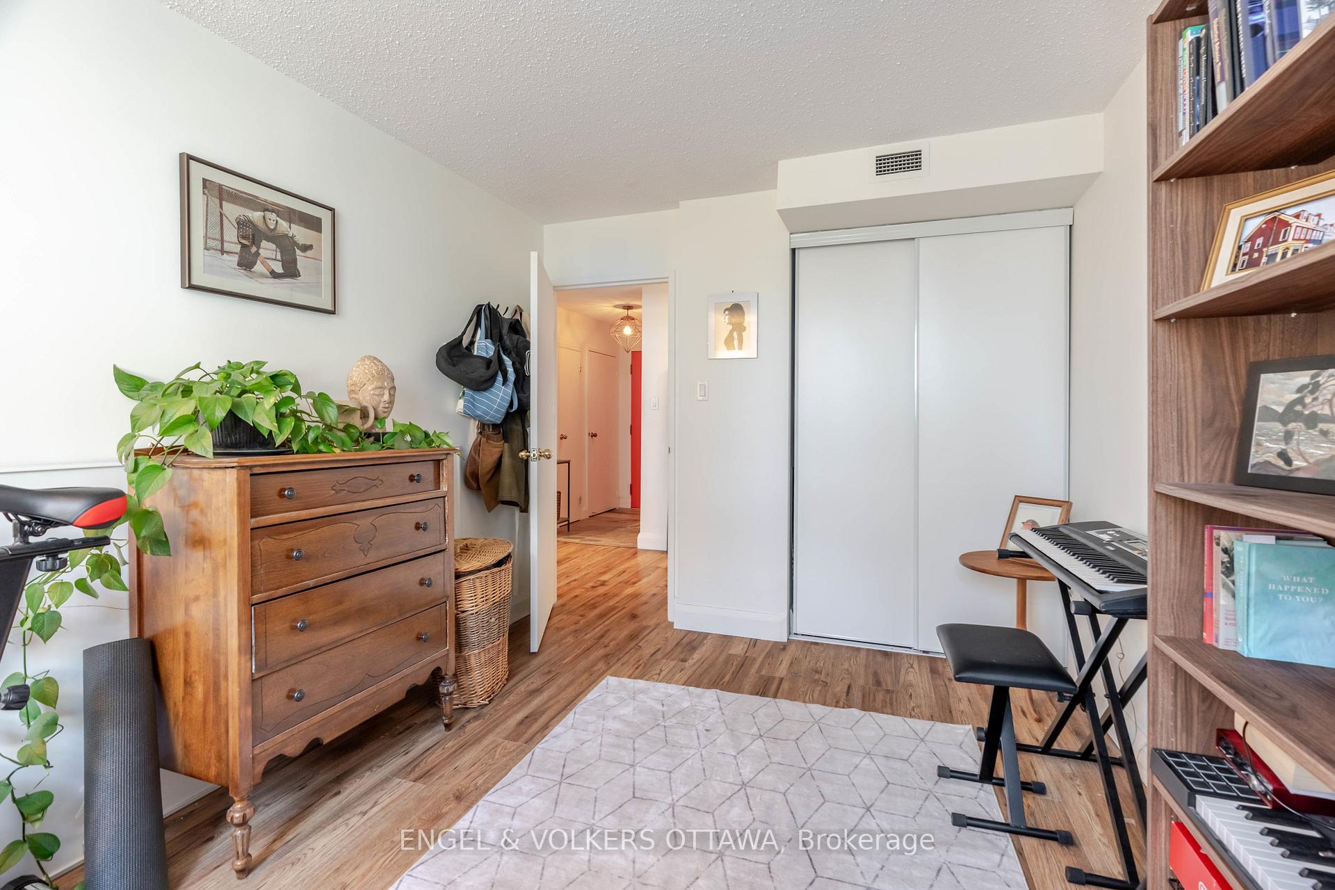 Photo 46 of Unit 401, 110 Forward Avenue, Ottawa, Mechanicsville — HOMEH