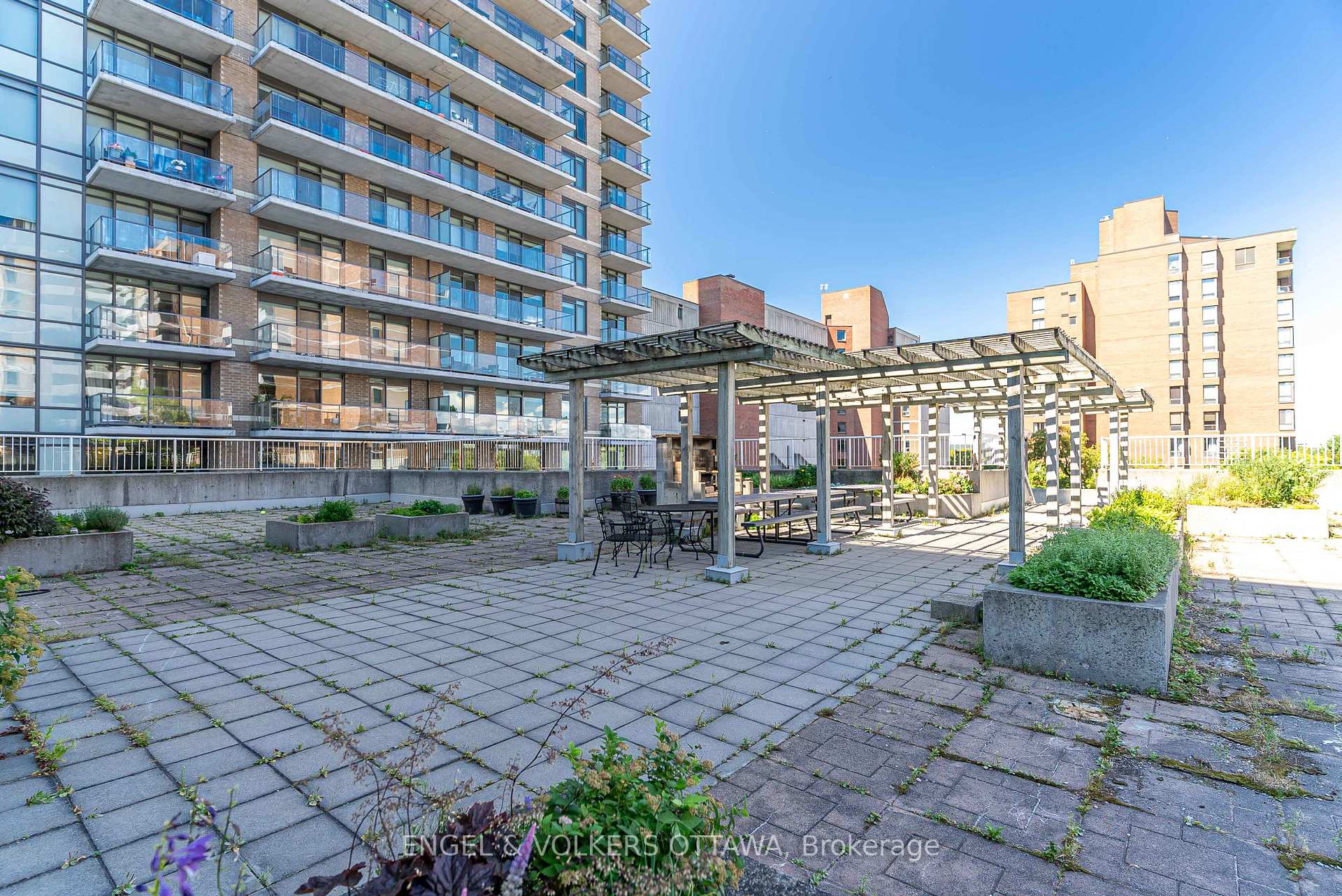 Photo 51 of Unit 401, 110 Forward Avenue, Ottawa, Mechanicsville — HOMEH