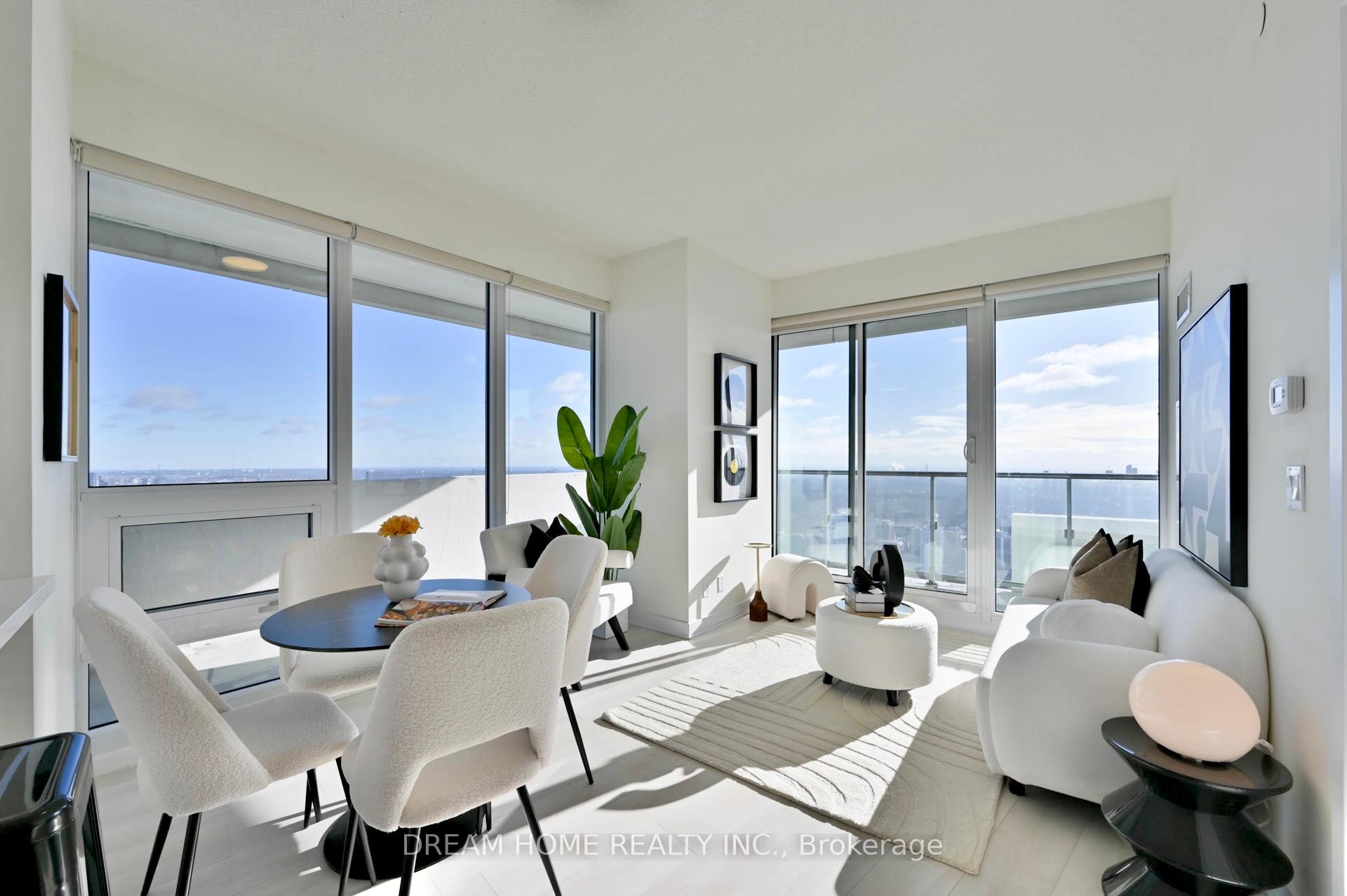 Photo 2 of Unit 5303, 2221 Yonge Street, Toronto, Mount Pleasant East — HOMEH