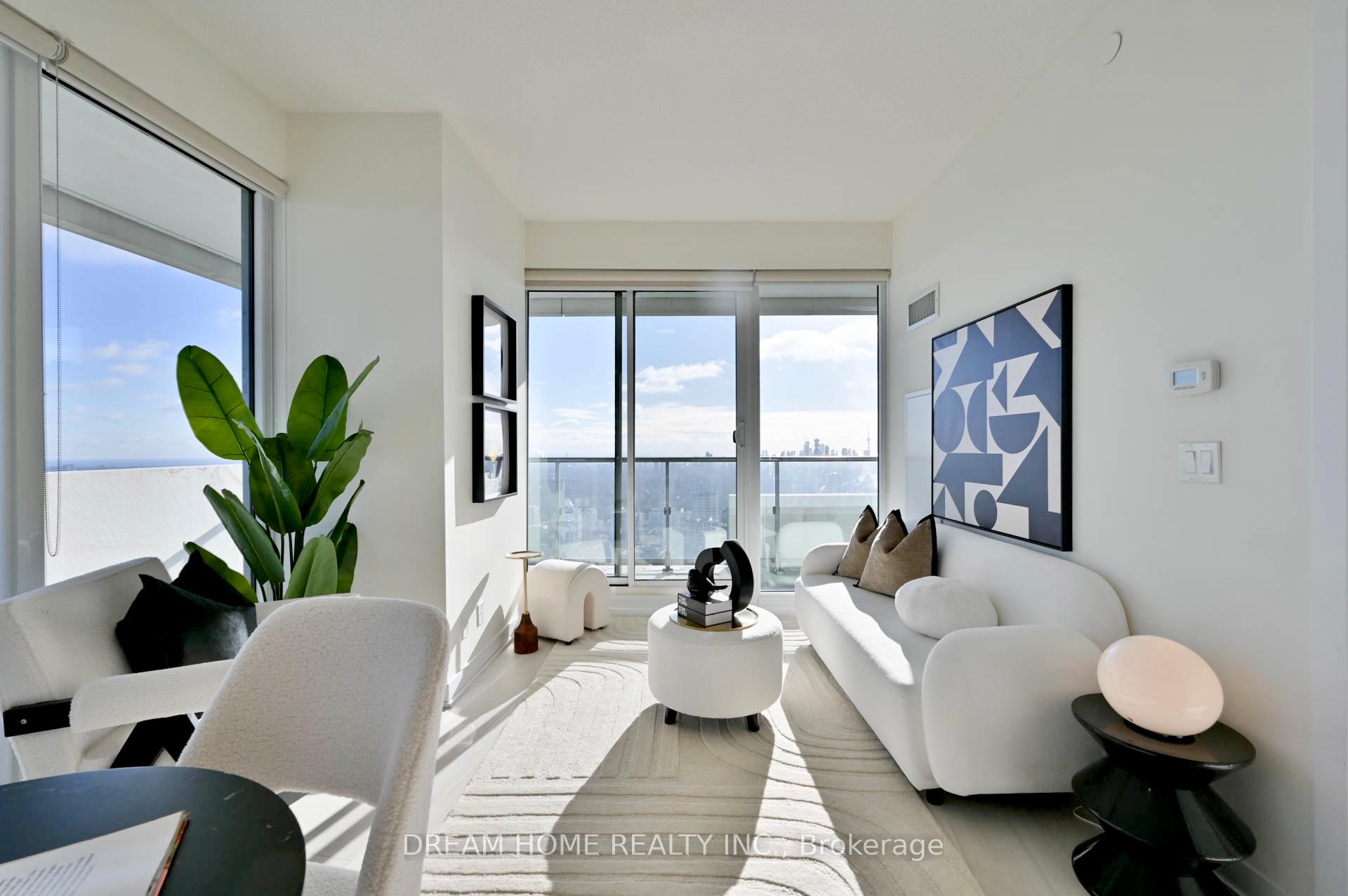 Photo 3 of Unit 5303, 2221 Yonge Street, Toronto, Mount Pleasant East — HOMEH
