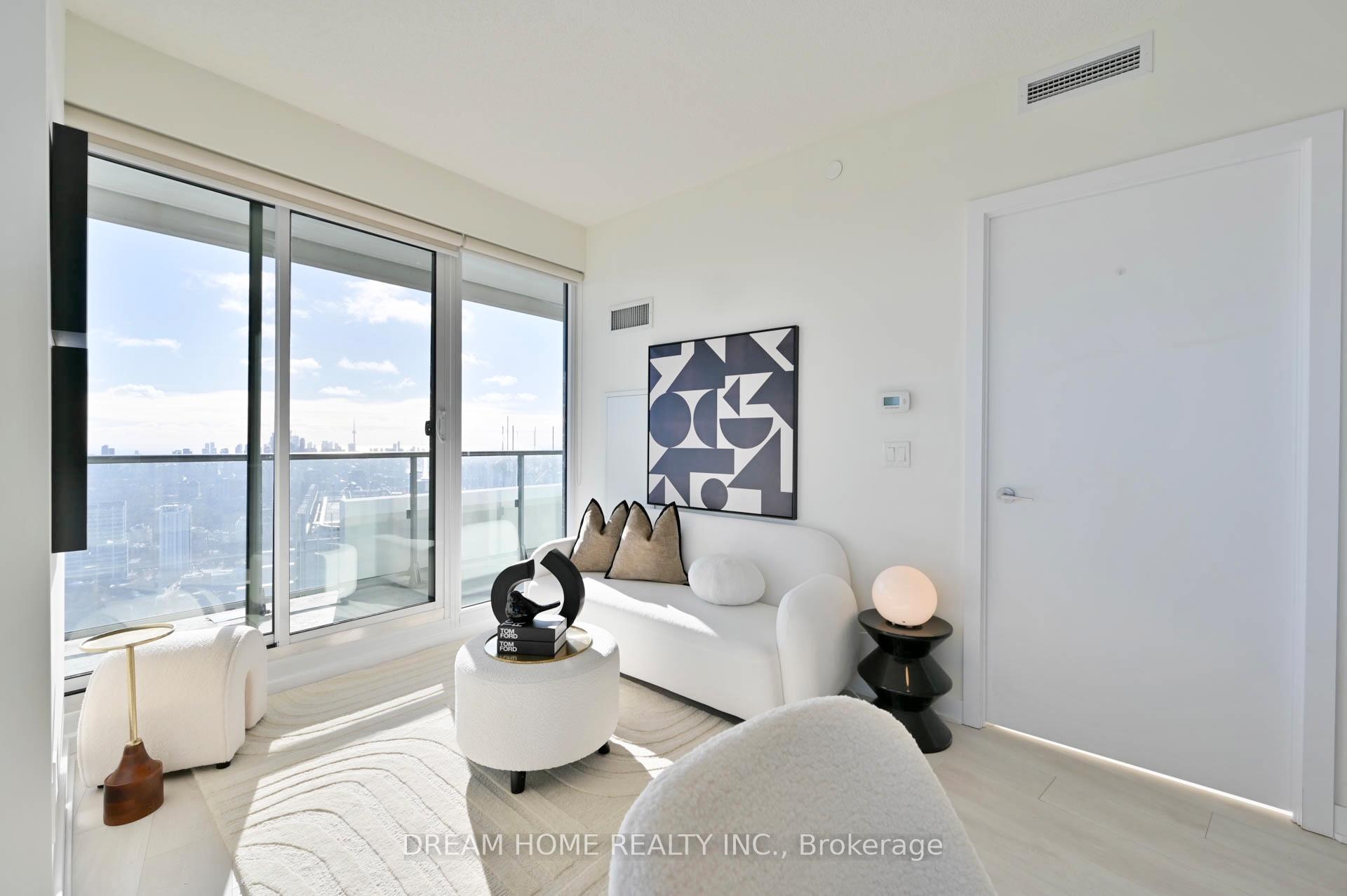 Photo 5 of Unit 5303, 2221 Yonge Street, Toronto, Mount Pleasant East — HOMEH
