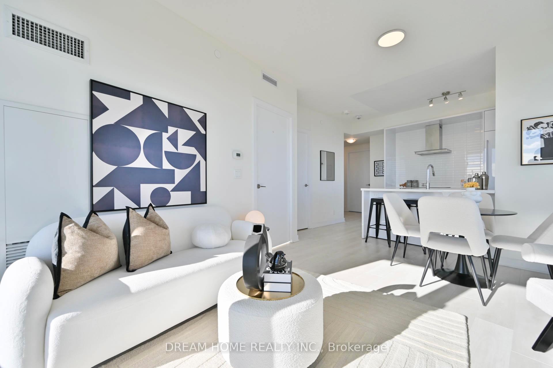 Photo 7 of Unit 5303, 2221 Yonge Street, Toronto, Mount Pleasant East — HOMEH