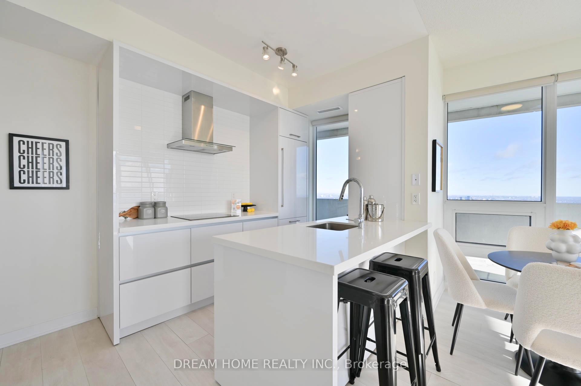 Photo 12 of Unit 5303, 2221 Yonge Street, Toronto, Mount Pleasant East — HOMEH