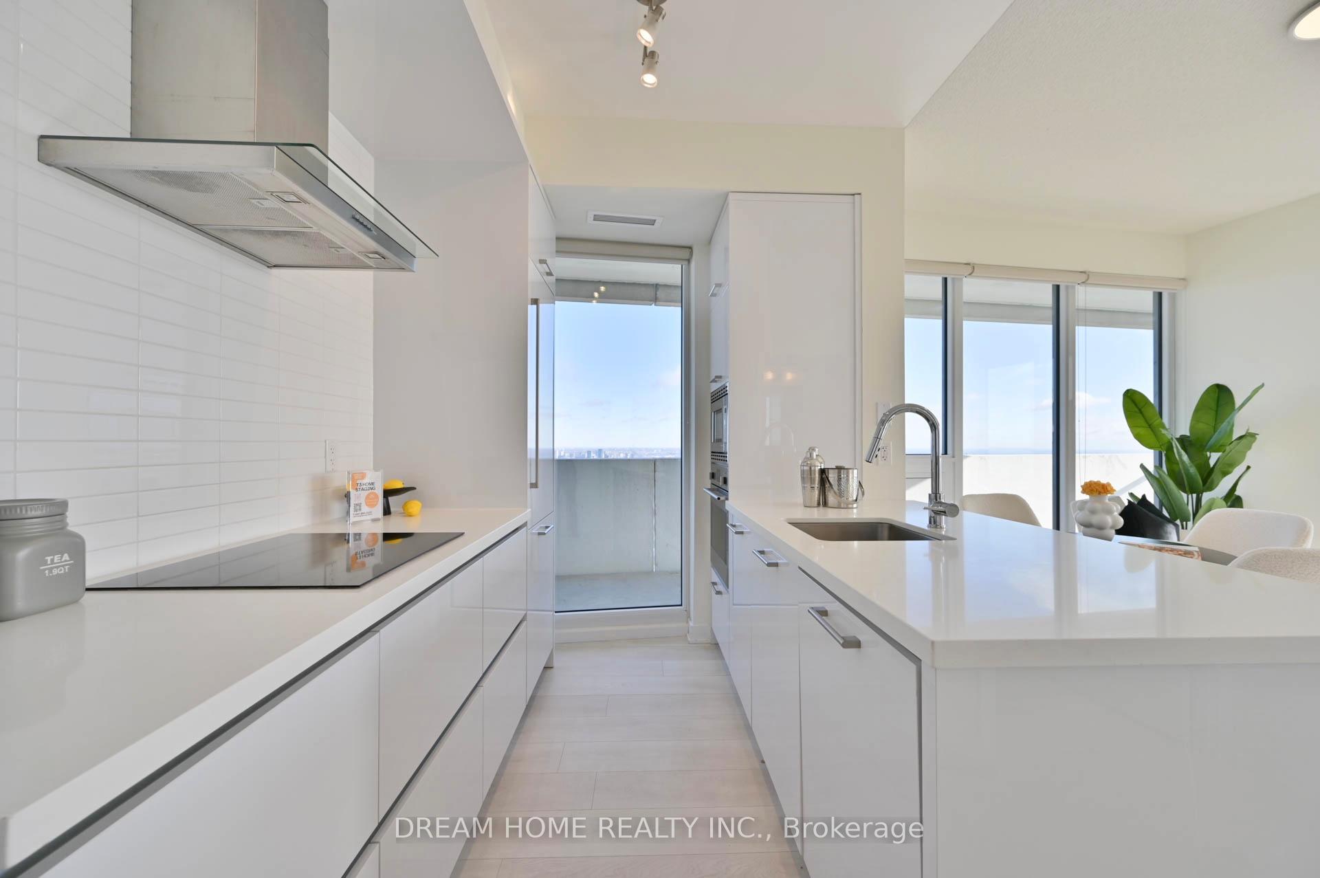 Photo 15 of Unit 5303, 2221 Yonge Street, Toronto, Mount Pleasant East — HOMEH