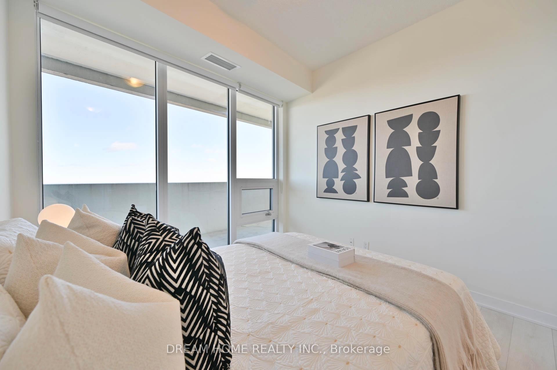 Photo 21 of Unit 5303, 2221 Yonge Street, Toronto, Mount Pleasant East — HOMEH