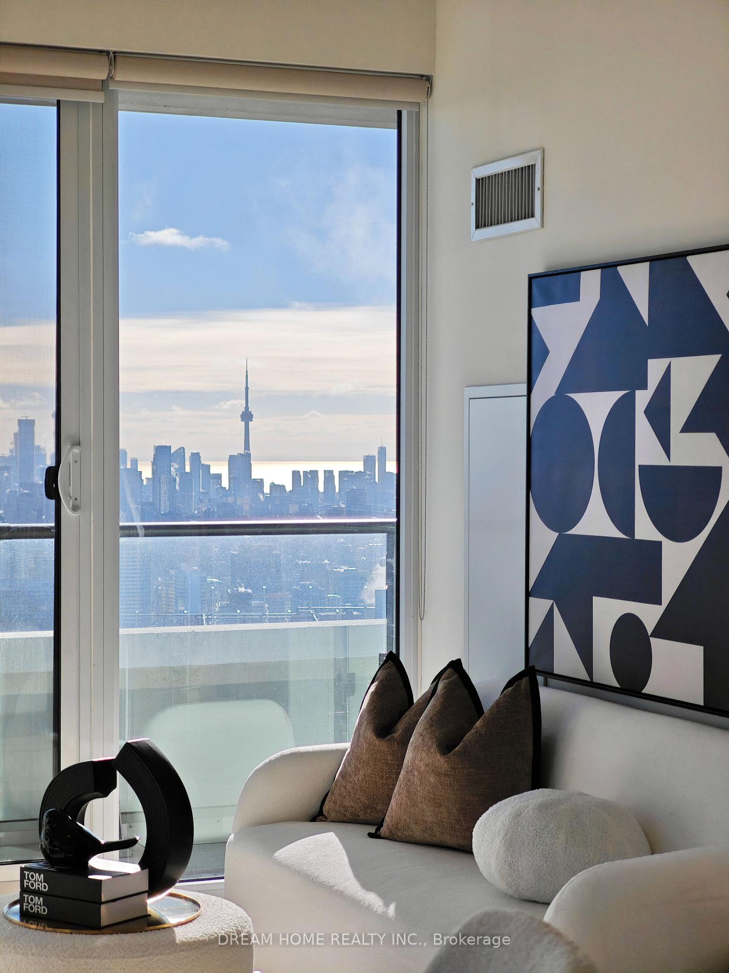 Photo 32 of Unit 5303, 2221 Yonge Street, Toronto, Mount Pleasant East — HOMEH