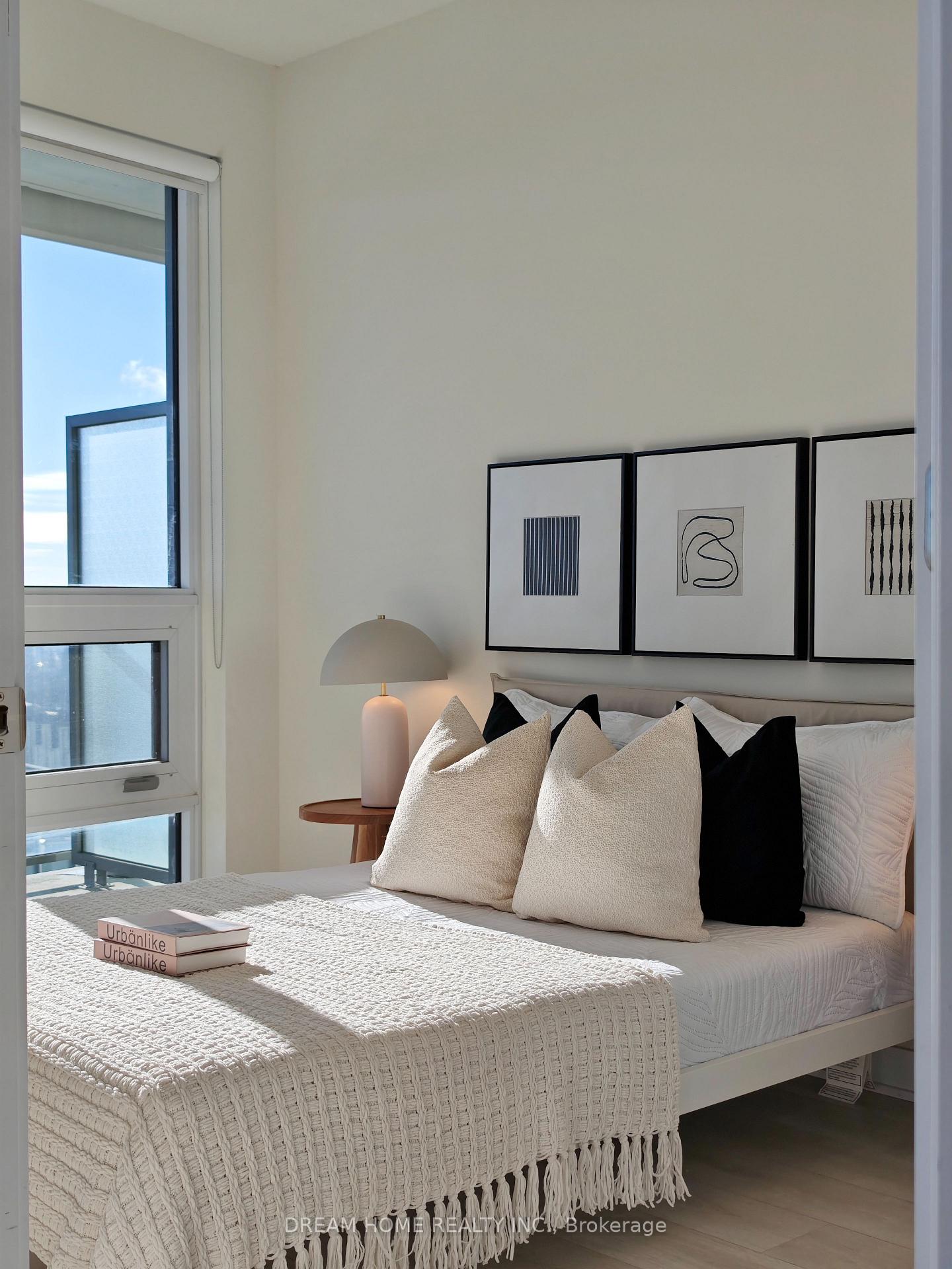 Photo 34 of Unit 5303, 2221 Yonge Street, Toronto, Mount Pleasant East — HOMEH